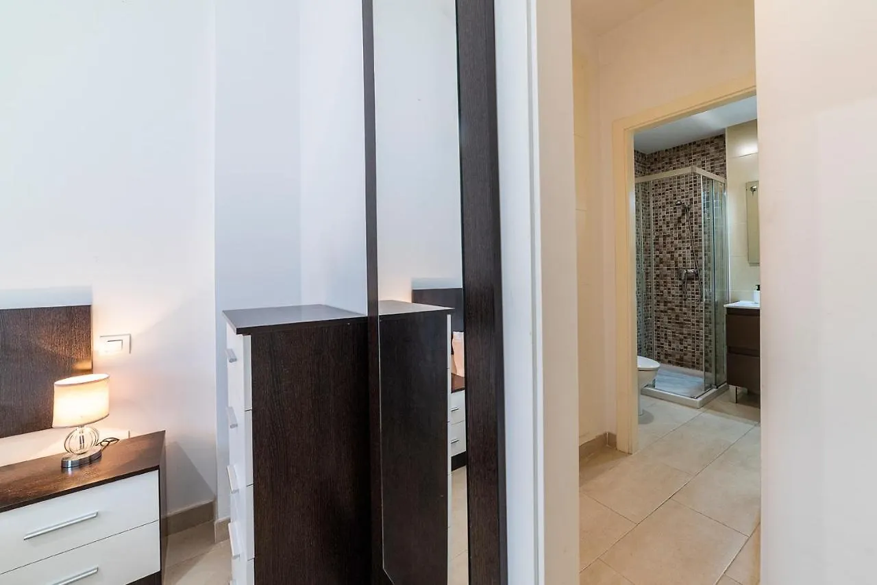Apartamento Alohamundi Quintana Sevilla 0*,  España